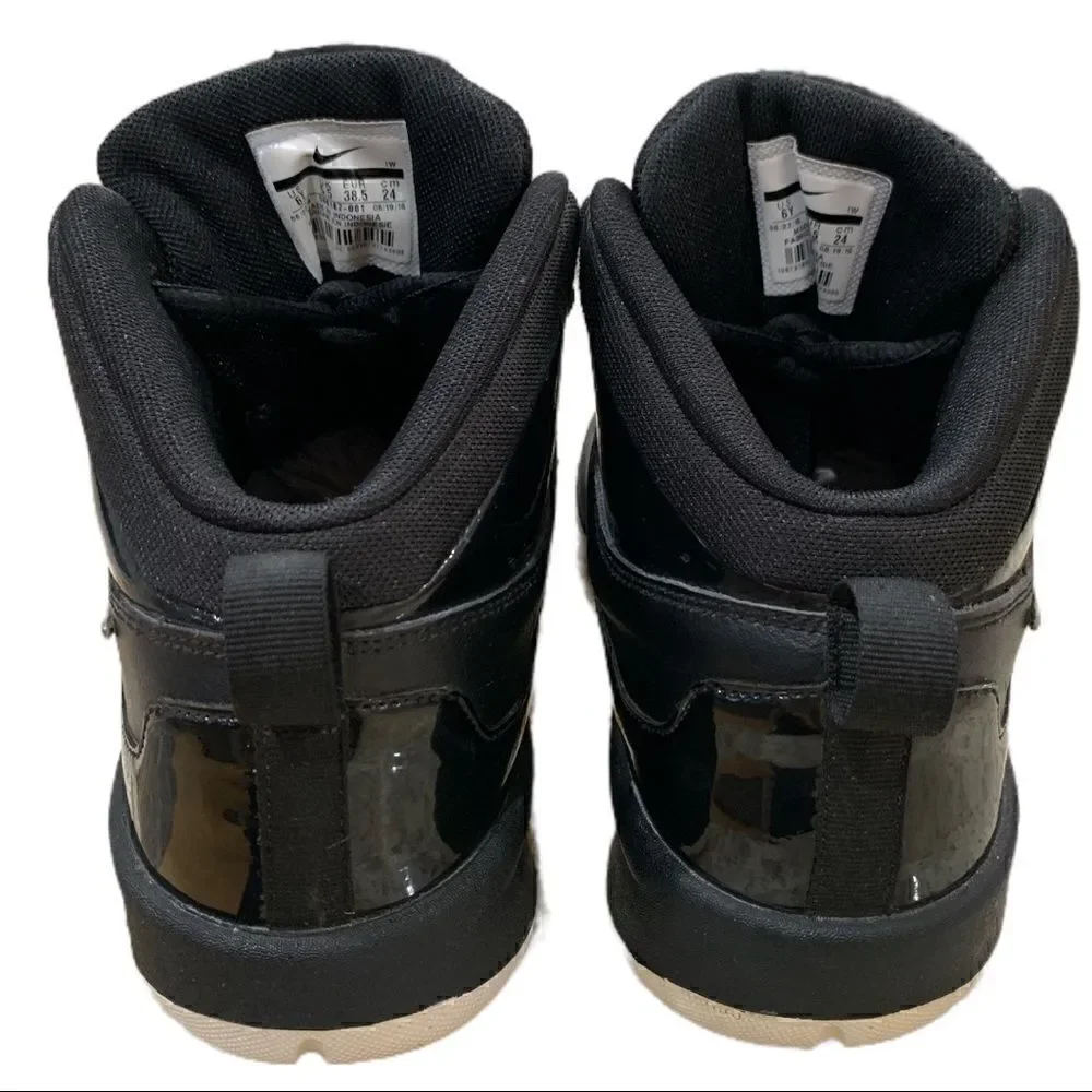 Nike Team Hustle D 6